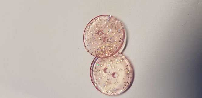 Hovedbilde Knapp 2-hulls glitter 20 mm. ...